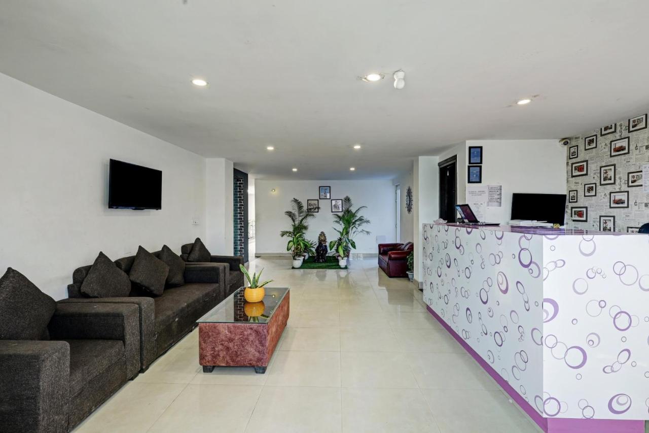 Super Townhouse Tipsyy Near Bestech Central Square Mall グルガウン エクステリア 写真