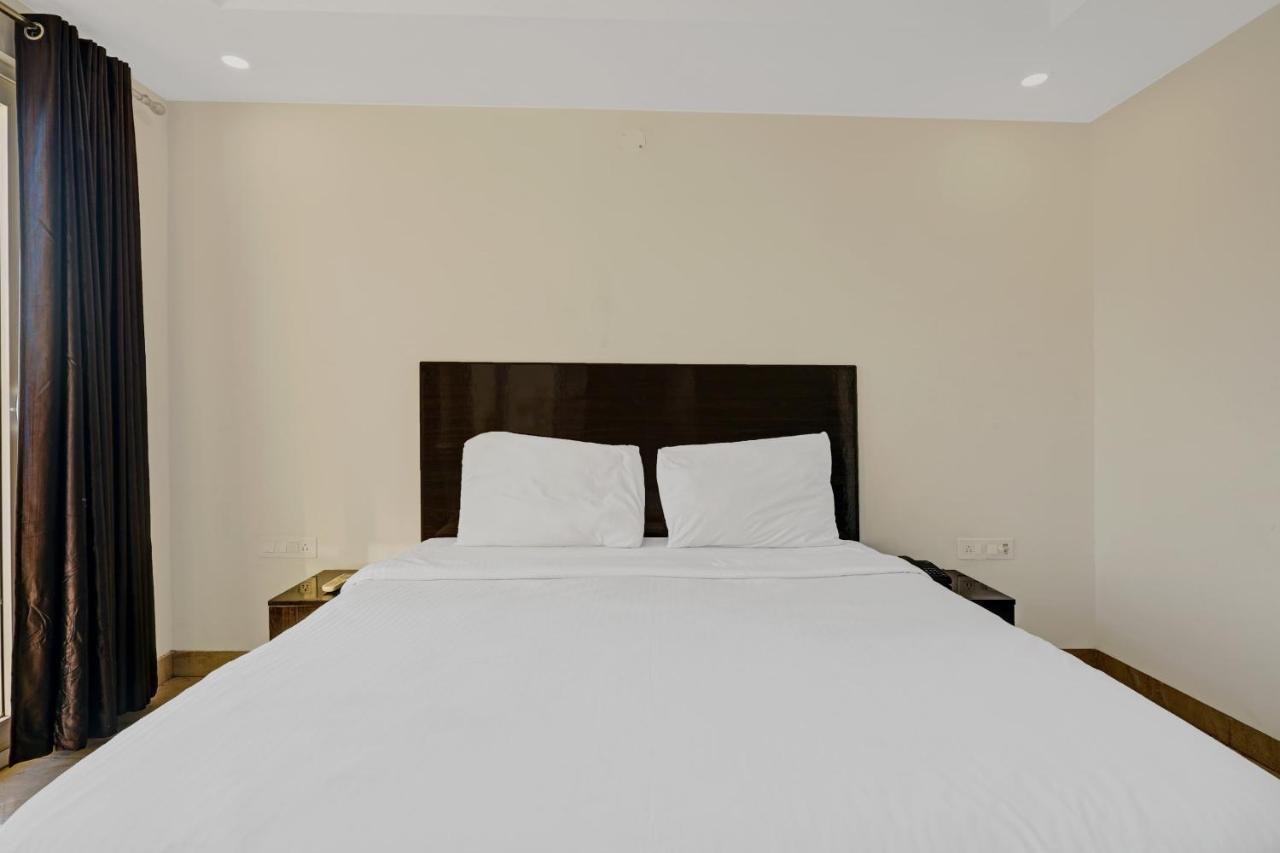 Super Townhouse Tipsyy Near Bestech Central Square Mall グルガウン エクステリア 写真