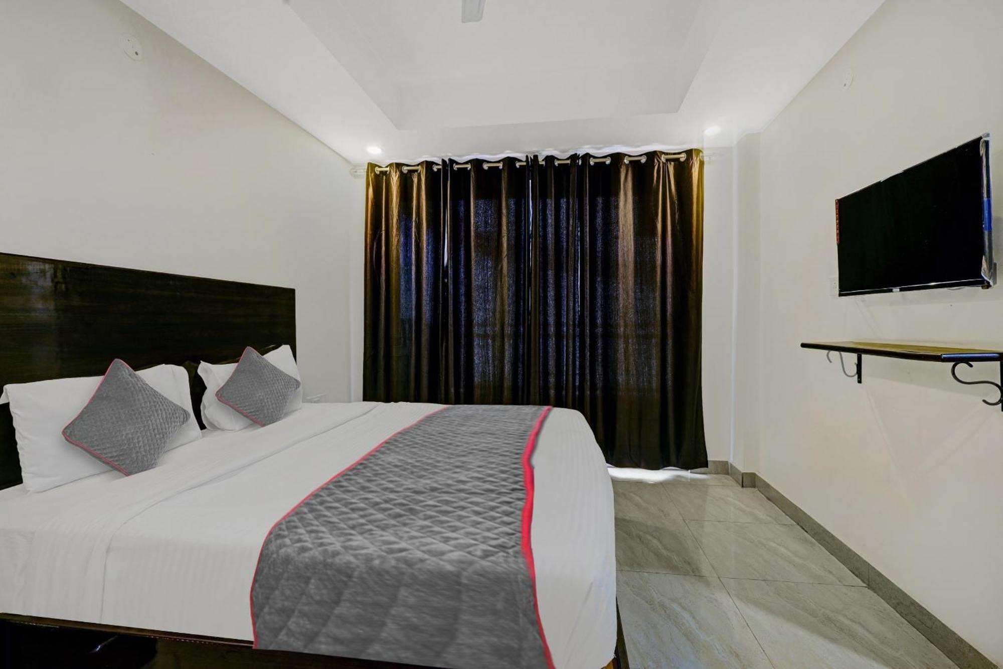 Super Townhouse Tipsyy Near Bestech Central Square Mall グルガウン エクステリア 写真