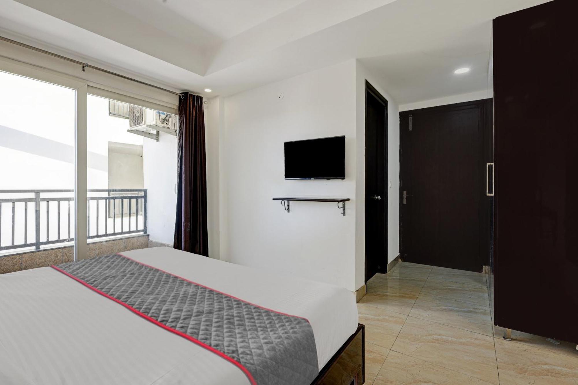 Super Townhouse Tipsyy Near Bestech Central Square Mall グルガウン エクステリア 写真