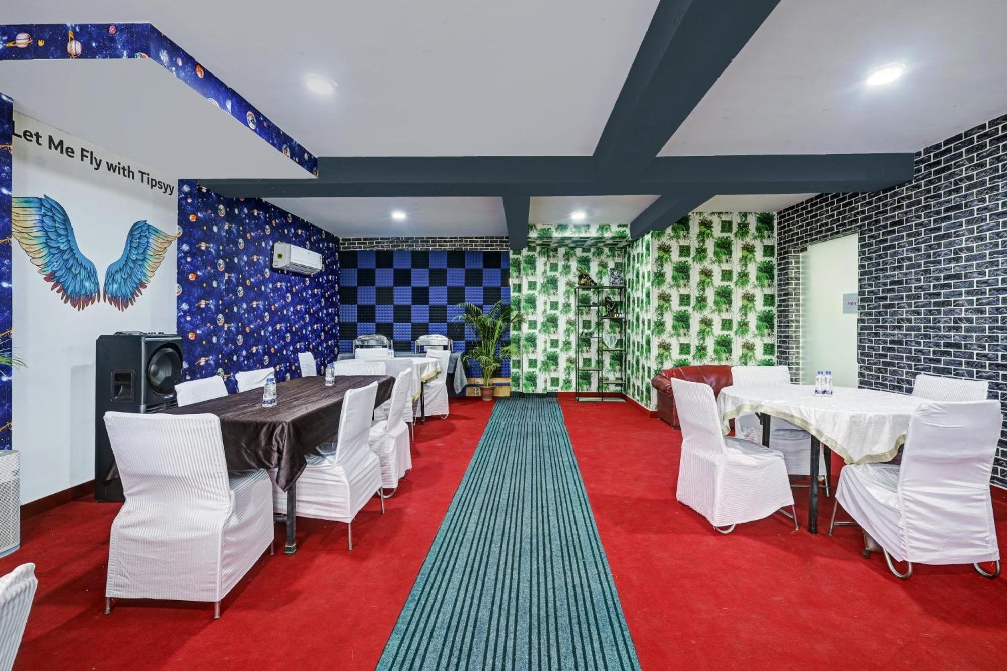 Super Townhouse Tipsyy Near Bestech Central Square Mall グルガウン エクステリア 写真