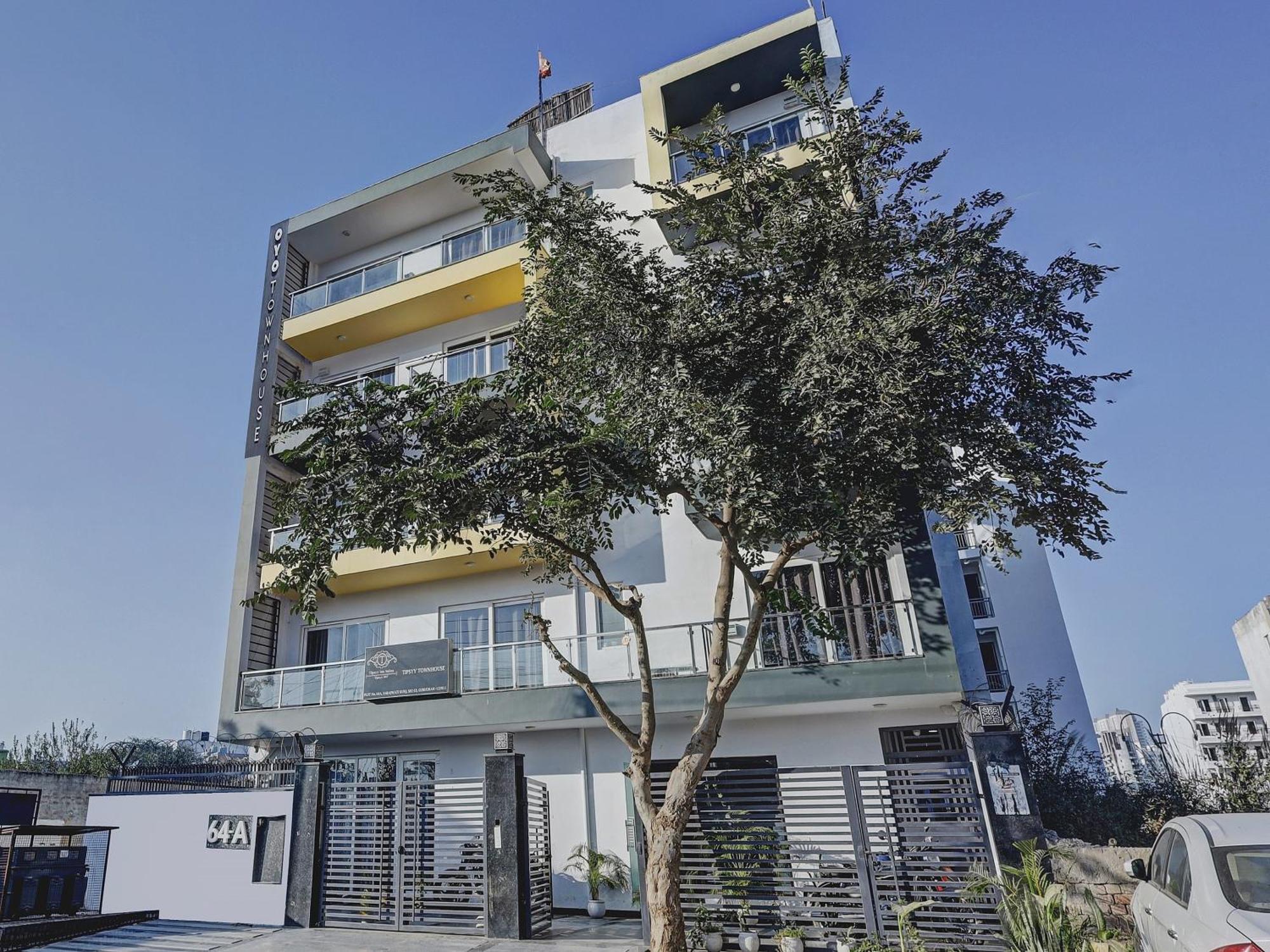 Super Townhouse Tipsyy Near Bestech Central Square Mall グルガウン エクステリア 写真